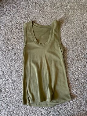 XS green tank